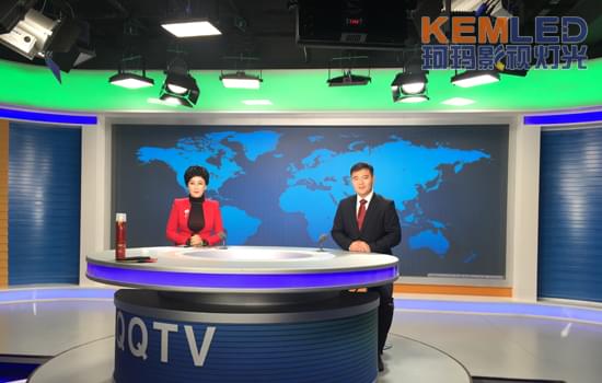 内蒙古鄂托克前旗广播电视台新闻演播室灯光案例图