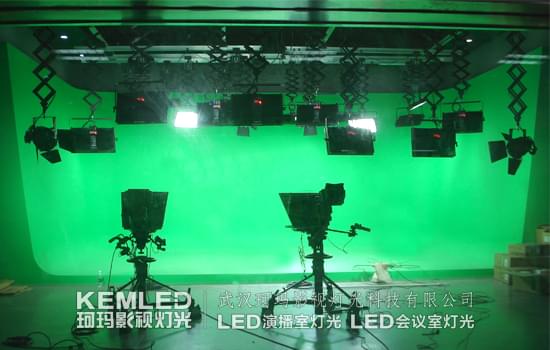 长沙电视台政法频道虚拟演播室灯光实景图 长沙电视台政法频道虚拟演播室灯光实景图