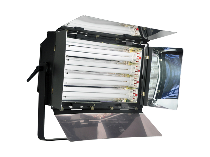 演播室三基色灯