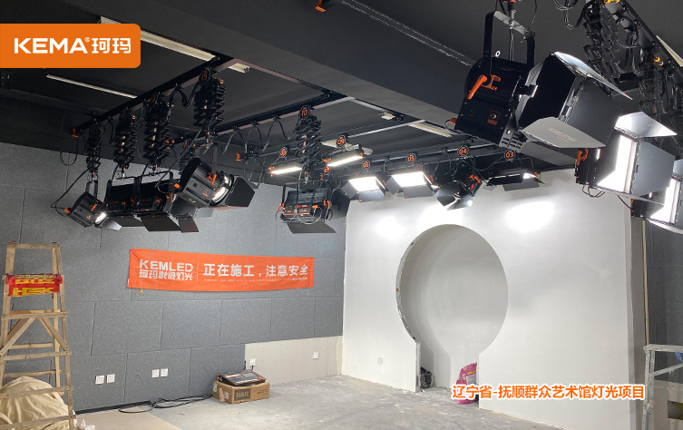 抚顺市群众艺术馆虚拟演播厅 (3).jpg