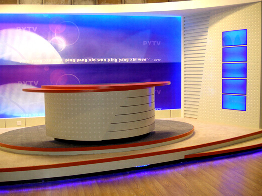 浙江温州实景制作播音桌图