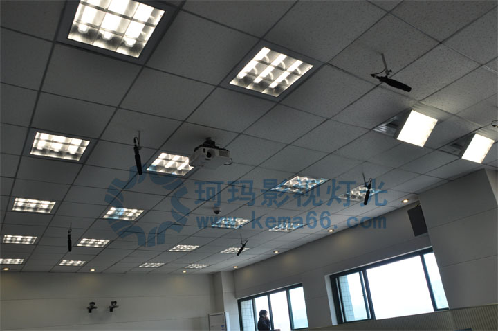 武汉大学录播教室灯光工程