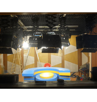 重庆涪陵广播电视台50平方米演播室灯光改造工程