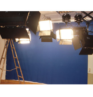 常德市第六中学37平方米演播室灯光工程