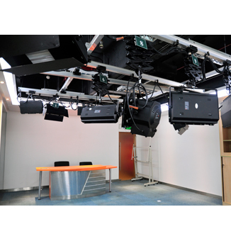 大唐广东分公司43平米演播室灯光工程