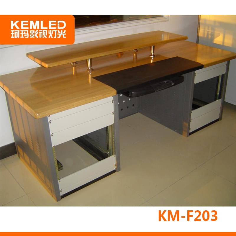 KM-F203-2.jpg