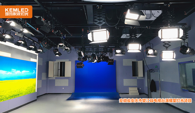 电视剧场灯光系统的设计2.jpg