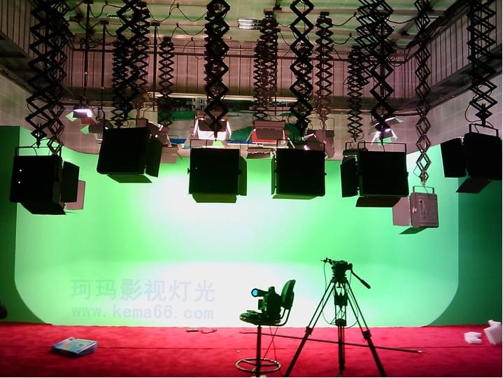 江苏南京海军工程大学虚拟绿箱演播室灯光效果图二